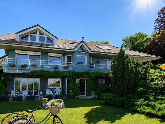 Villa avec terrasse