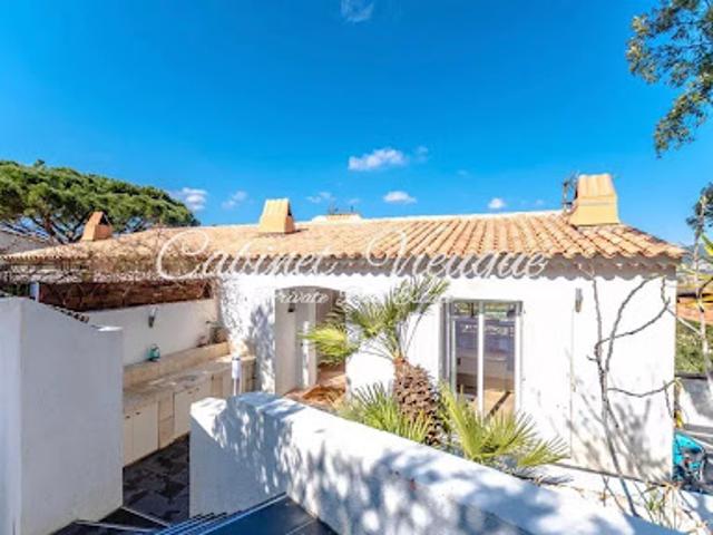 Villa avec terrasse