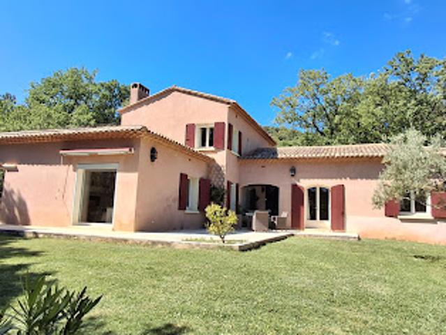 Villa avec terrasse