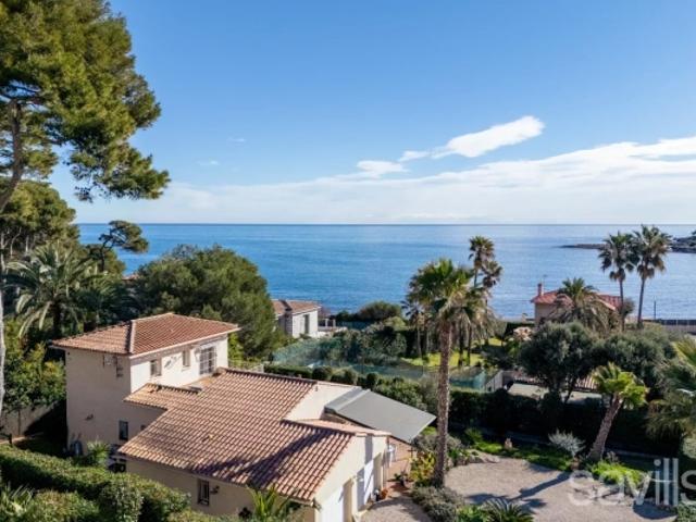 Villa avec vue mer et accès direct à la mer