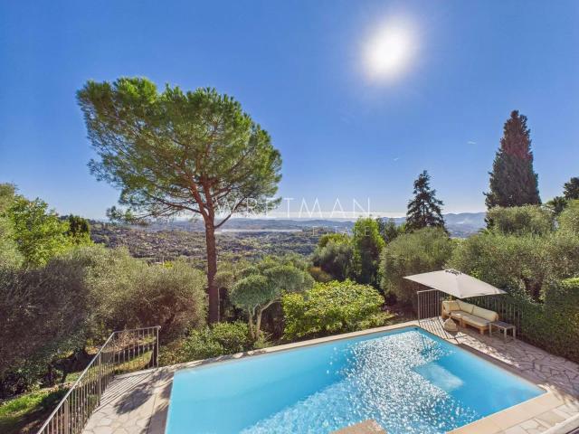 Villa avec vue sur la mer Magagnosc 192m² Châteauneuf Grasse