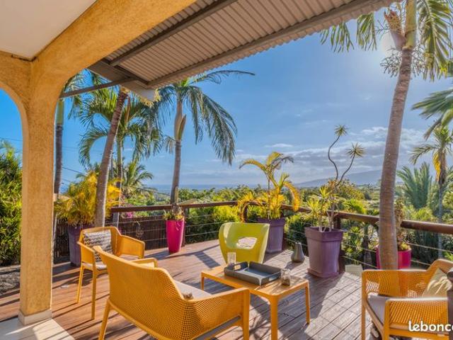 Villa avec vue panoramique à 180° – Terrain de 1 000 m²