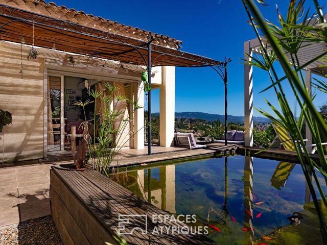 Villa avec vue panoramique et piscine
