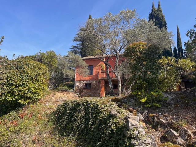 Villa Avec Vue Proche Village 78m² Roussillon