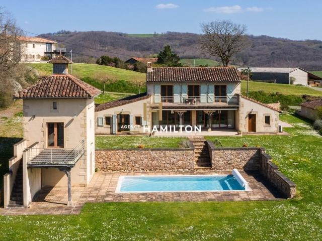 Villa Avec Vue Sur Cordes Sur Ciel Garage, Piscine Et Pige. 217m² Cordes sur Ciel
