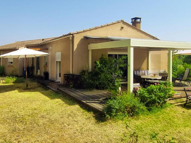 Villa avec vue sur la Montagne Noire, proche Cité de Carcass. 135m² Carcassonne