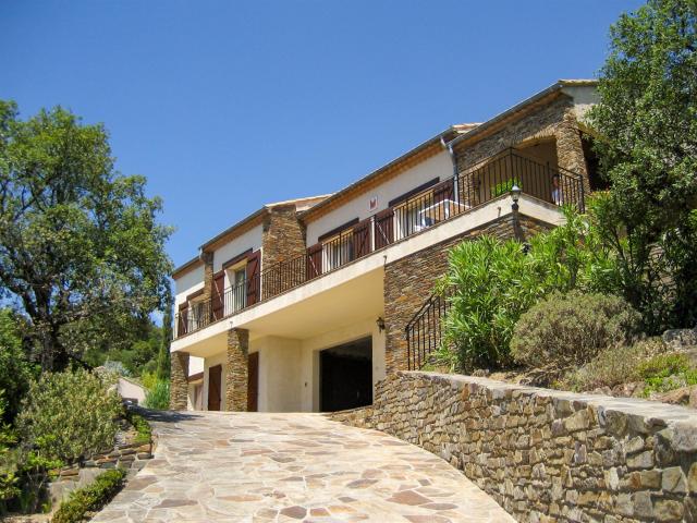 Villa avec vue sur la mer à Cavalaire 220m² Cavalaire sur Mer