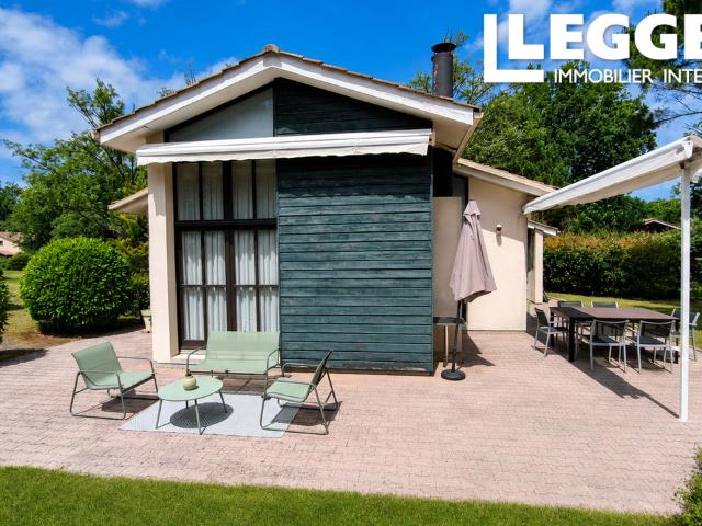 Villa avec 2 chambres, sur un parc résidentiel de loisirs à Salles