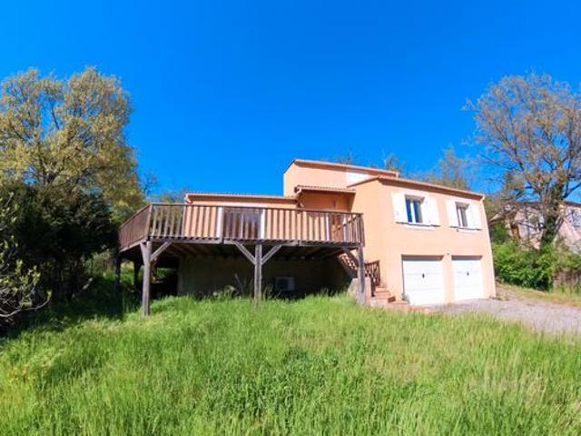 Villa avec 4 chambres terrasse, garage et jardin