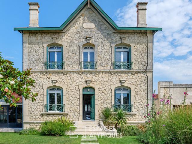 Villa balnéaire 1930 dans le Triangle d'Or 199m² Châtelaillon Plage