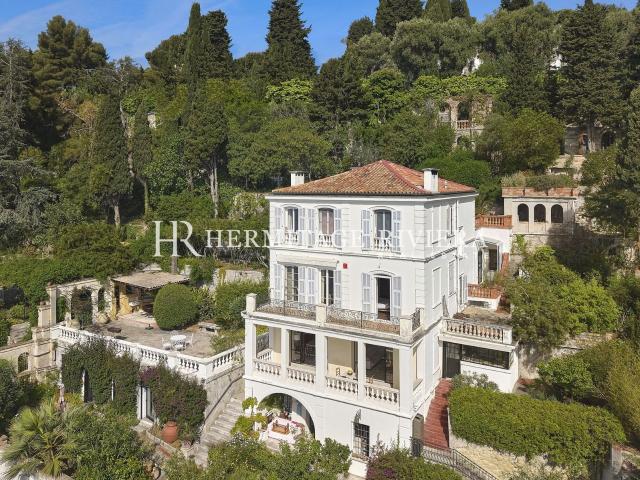 Villa Belle Époque Vue mer Calme 260m² Menton