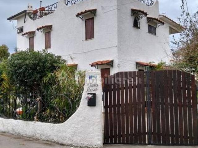 Villa bifamiliare via Giovanni XXIII 8, Centro, San Felice Circeo
