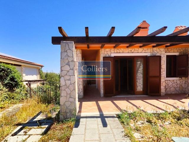 Villa bifamiliare via del Fontanile di Mezzaluna 285, Aranova, Fiumicino