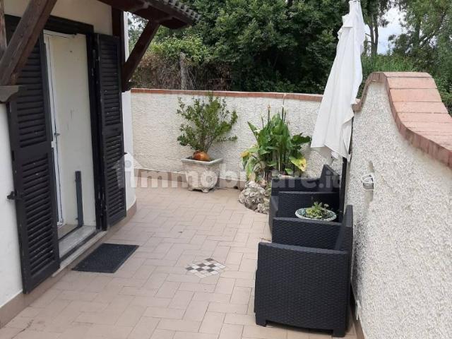Villa bifamiliare via delle Ninfe 18, Centro, San Felice Circeo