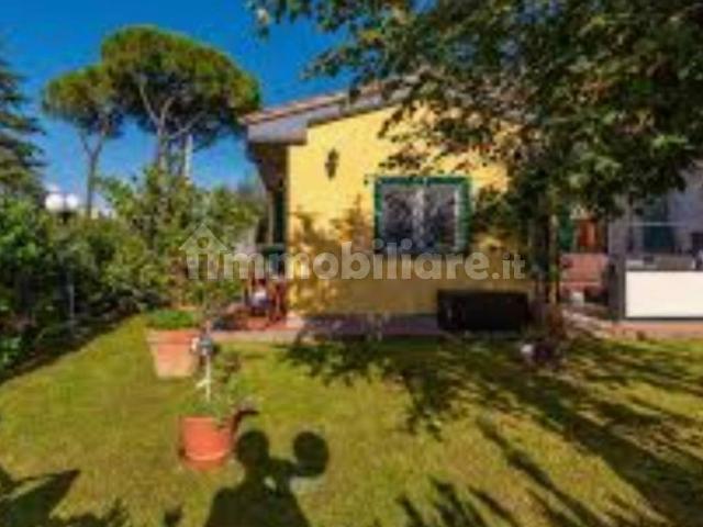 Villa bifamiliare via San Paolo Apostolo 18, Frascati