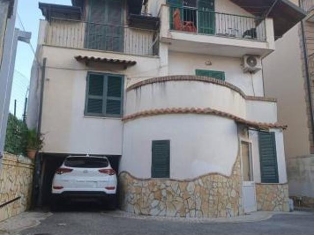Villa bifamiliare Villaricca. Rif.: 33896