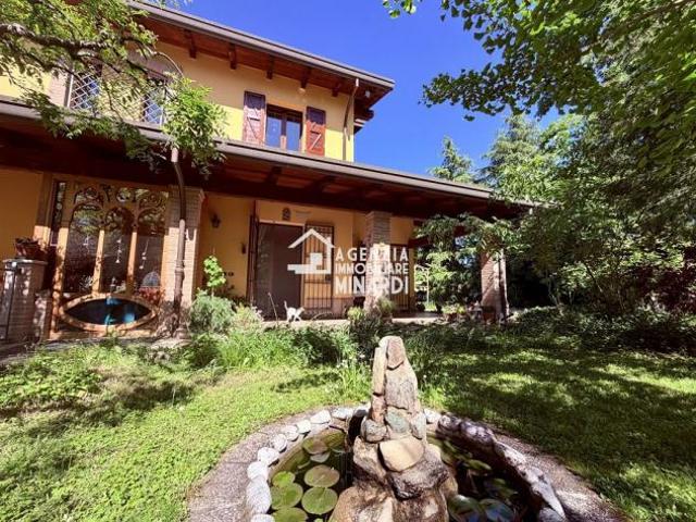 VILLA IN SOLUZIONE BIFAMILIARE CON AMPIO GIARDINO – PRIMA CAMPAGNA DI FAENZA ZONA SARNA