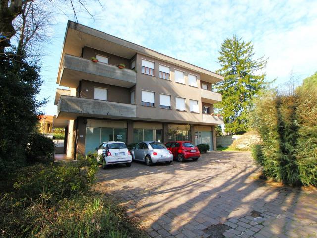 Villa Bifamiliare con box doppio a Rescaldina