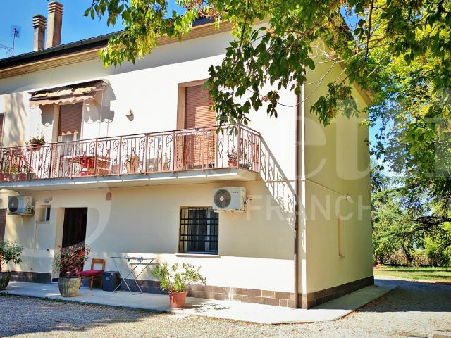 Villa Bifamiliare con box doppio a San Giovanni in Persiceto