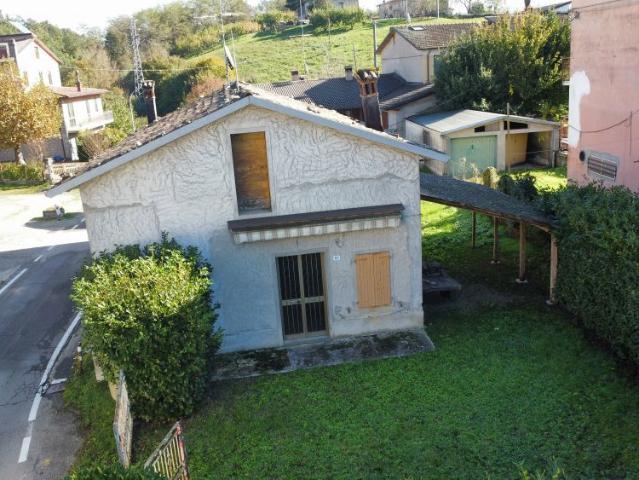 Villa Bifamiliare con giardino a Guiglia