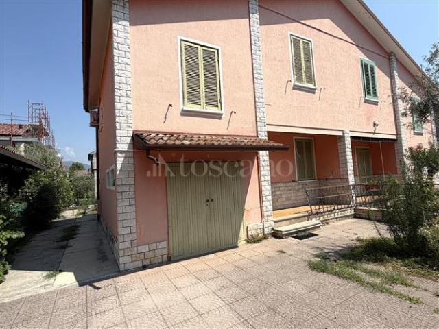 Villa Bifamiliare di 127 mq a Urago Mella, Primo Maggio, Sant'Anna, Villaggio Badia Brescia