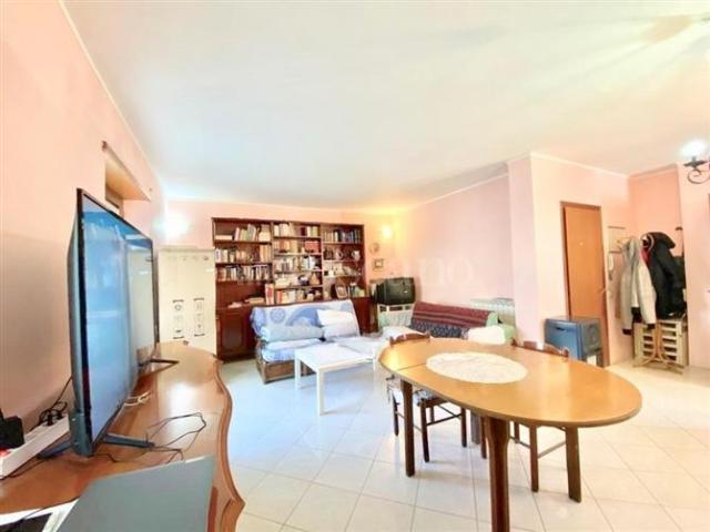 Villa Bifamiliare di 200 mq a Casalotti Roma