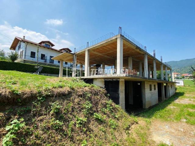 Villa bifamiliare in vendita a Coazze via Magri