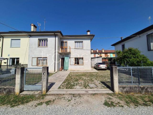 Villa bifamiliare in vendita a Codroipo via dell'Essicatoio, 7
