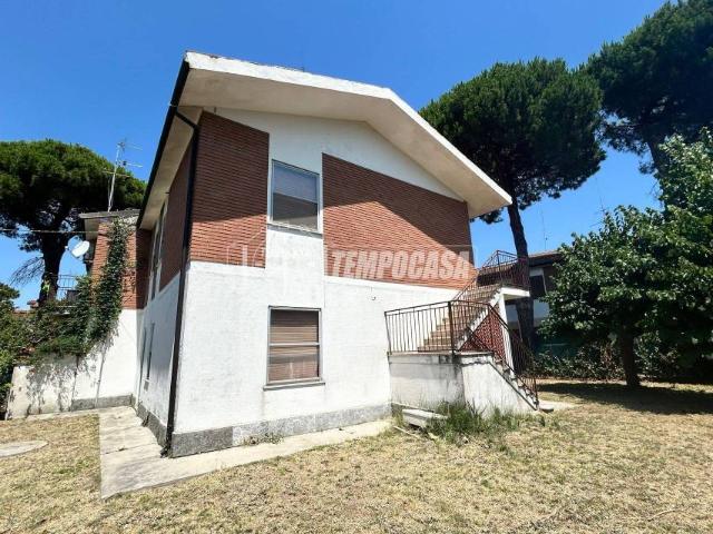 Villa bifamiliare in vendita a Comacchio, Lido Delle Nazioni