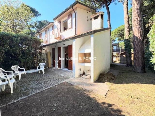 Villa bifamiliare in vendita a Comacchio