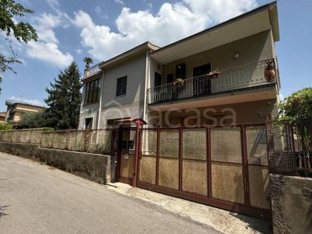 Villa bifamiliare in vendita a Cava de' Tirreni via Antonio Orilia, 22