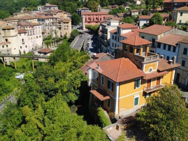 Villa bifamiliare in vendita a Cave via Cavour, 14