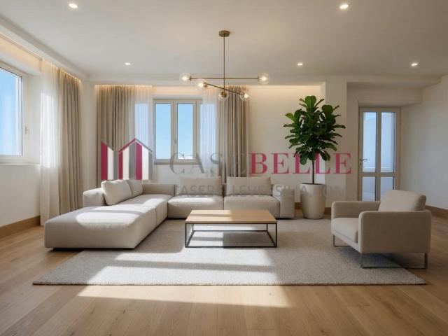 Villa bifamiliare in vendita a Camaiore, Lido Di Camaiore