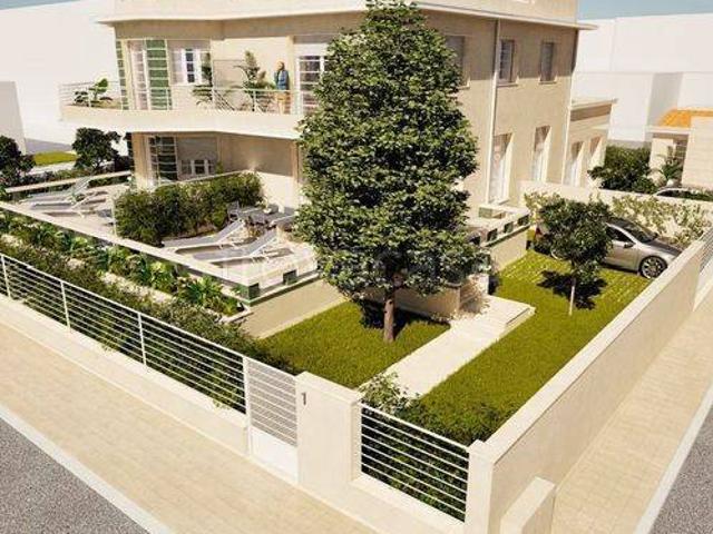 Villa bifamiliare in vendita a Camaiore via Margherita Hack 3, Lido Di Camaiore