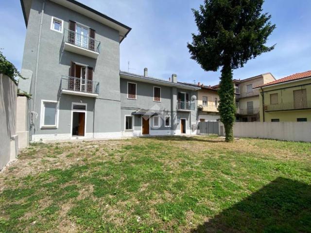 Villa bifamiliare in vendita a Canegrate via Milite Ignoto, 6