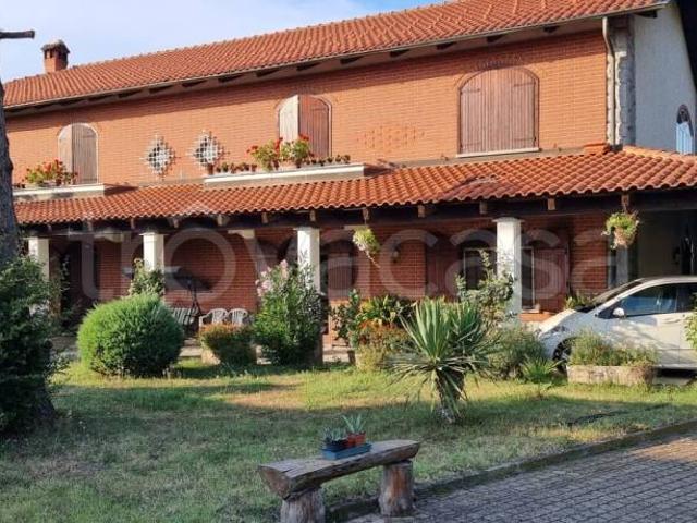 Villa bifamiliare in vendita a Cantarana via del Martinetto, 25