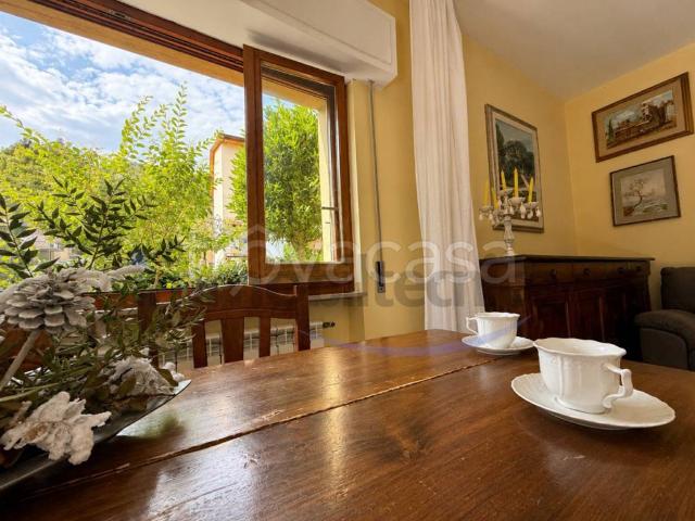Villa bifamiliare in vendita a Capolona