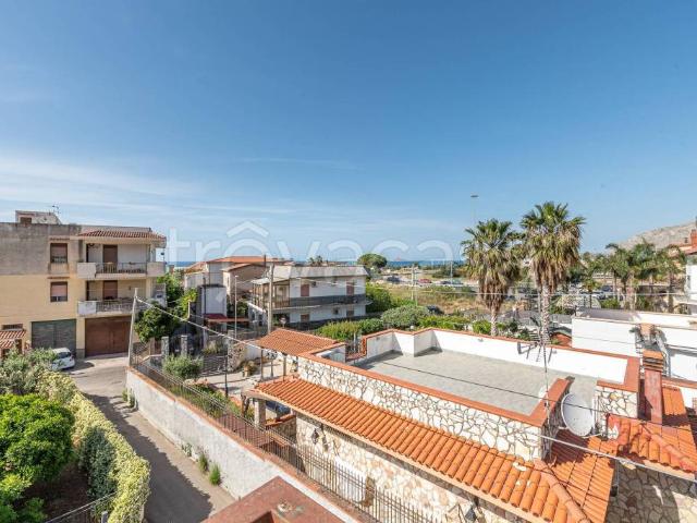 Villa bifamiliare in vendita a Carini via Cincillà, 3/5, Milioti