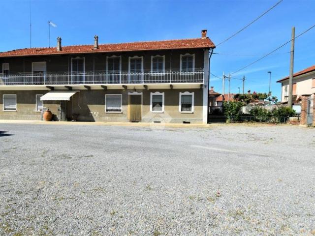 Villa bifamiliare in vendita a Carignano via Gennero, 23