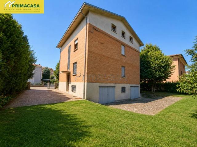 Villa bifamiliare in vendita a Carpi, Morbidina Cuneo