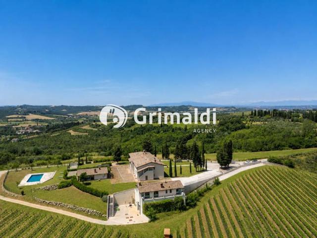 Villa bifamiliare in vendita a Castelfiorentino via Onofrio di Paolo, 13