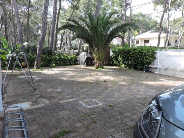 Villa bifamiliare in vendita a Castellaneta via Gordon, Castellaneta Marina