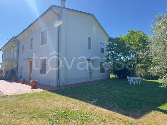 Villa bifamiliare in vendita a Cerreto Guidi via Montanelli