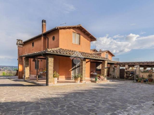Villa bifamiliare in vendita a Cerveteri via Fosso del Norcino, 27