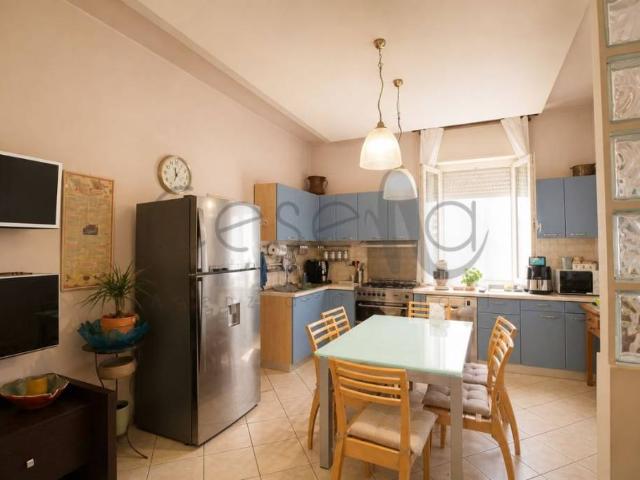 Villa bifamiliare in vendita a Cesena via Ugo Bassi, 6, Centro Urbano