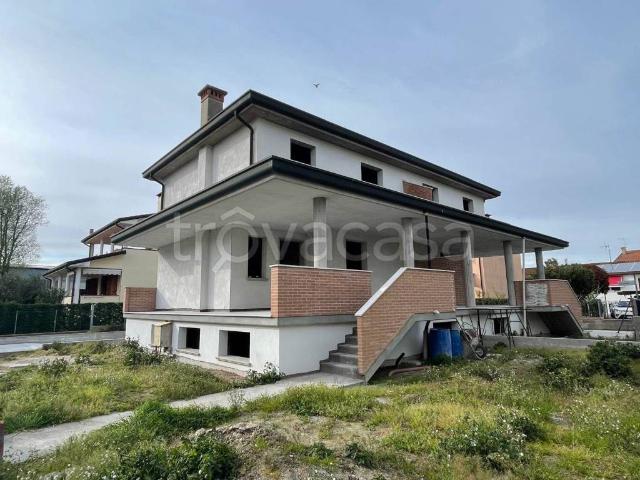 Villa bifamiliare in vendita a Chioggia, Valli