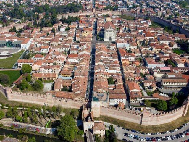 Villa bifamiliare in vendita a Cittadella