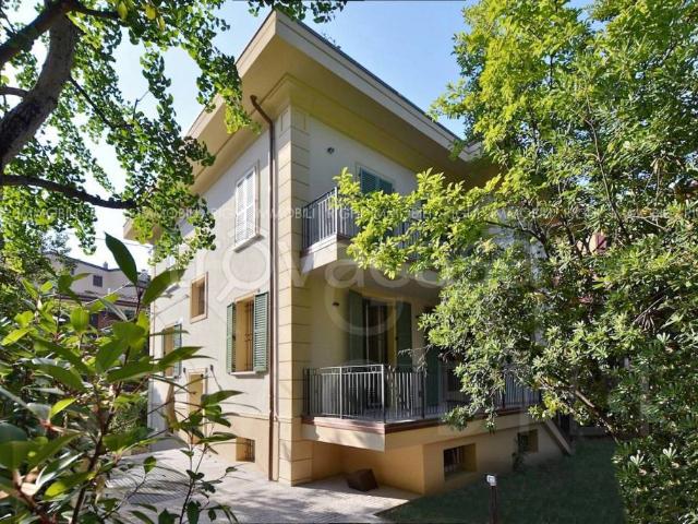 Villa bifamiliare in vendita a Bologna via Ernesto Masi, Murri