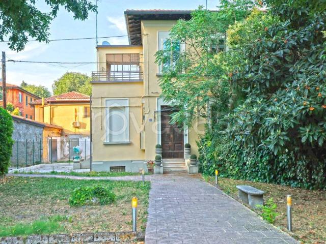 Villa bifamiliare in vendita a Bologna via Paolo Fabbri, Massarenti