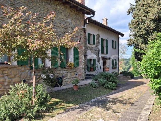 Villa bifamiliare in vendita a Bologna, Collinare